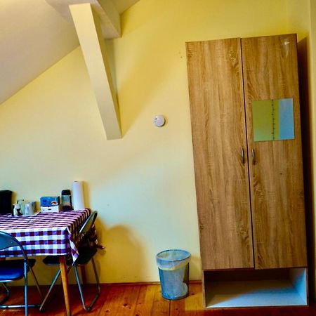 U6 Schoepfwerk Hostel 11 Wina Bagian luar foto