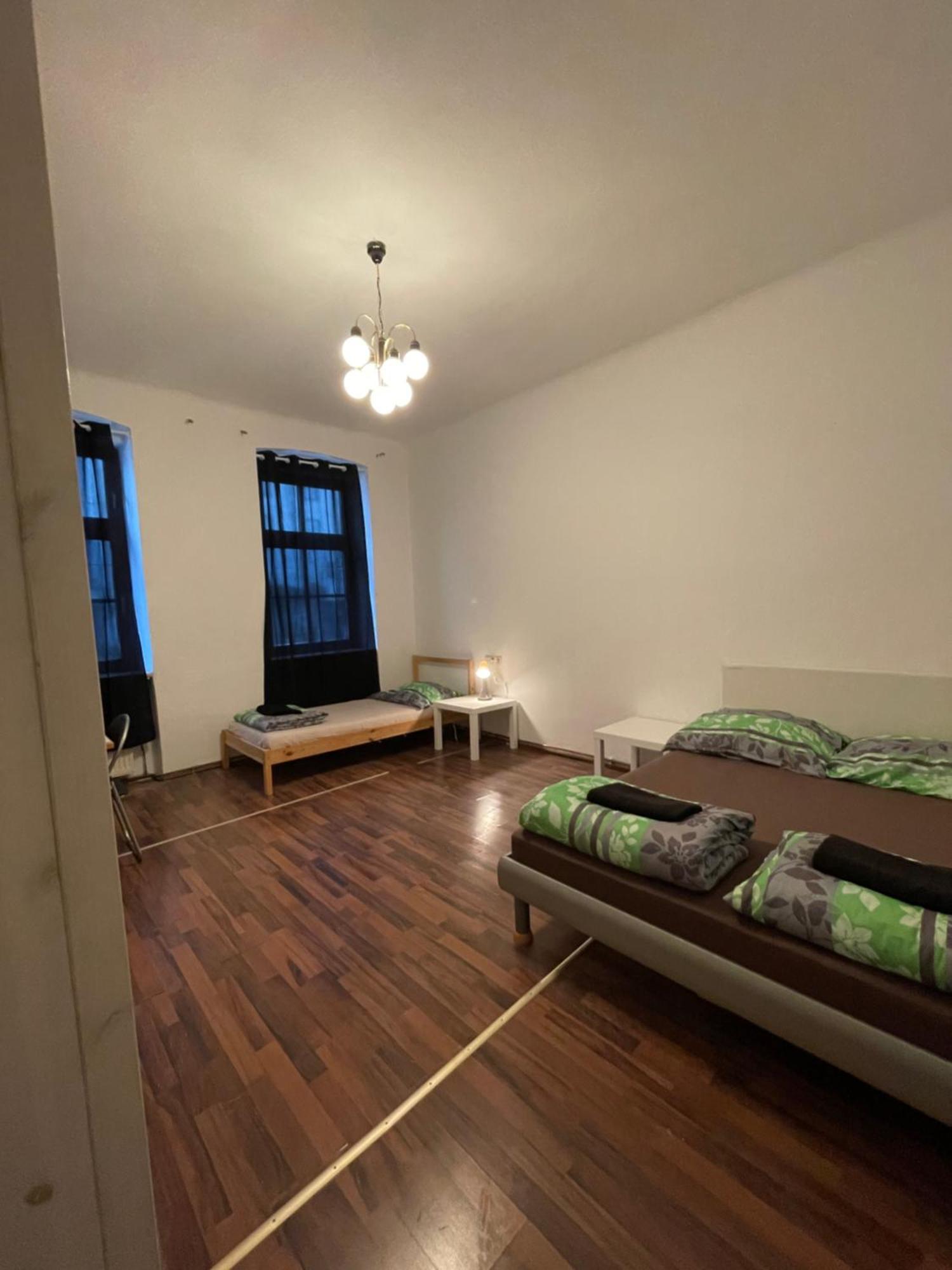 U6 Schoepfwerk Hostel 11 Wina Bagian luar foto