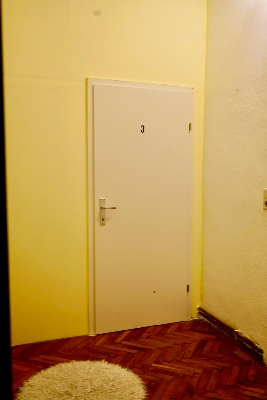 U6 Schoepfwerk Hostel 11 Wina Bagian luar foto