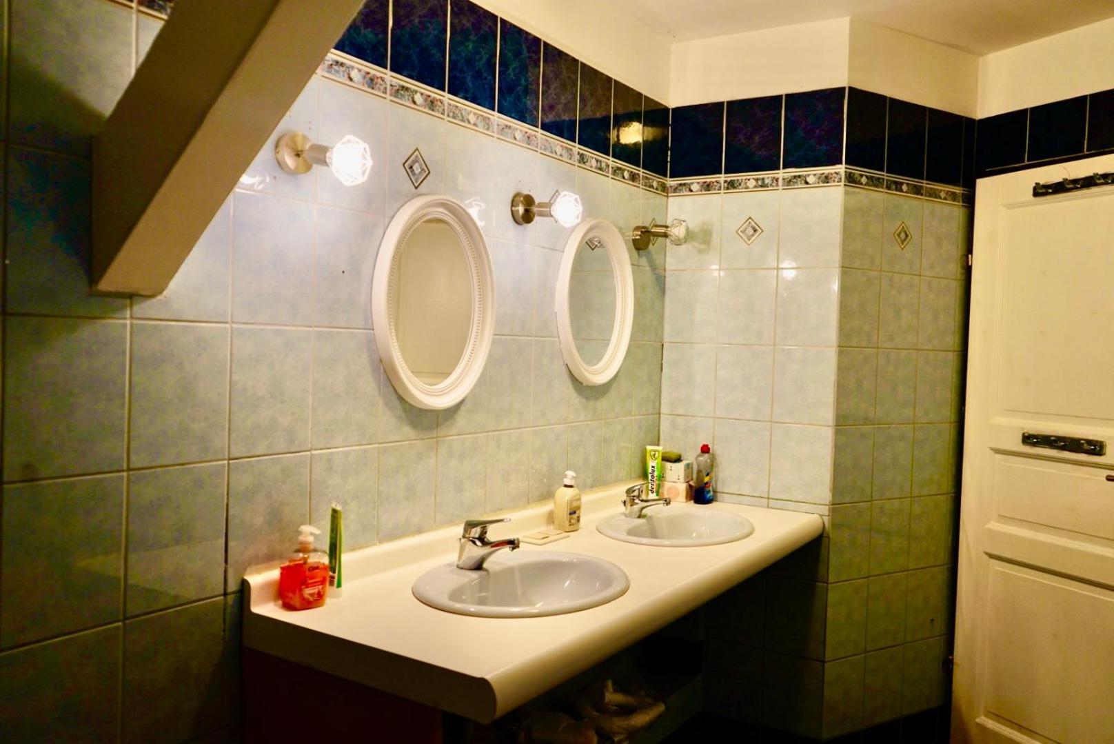 U6 Schoepfwerk Hostel 11 Wina Bagian luar foto