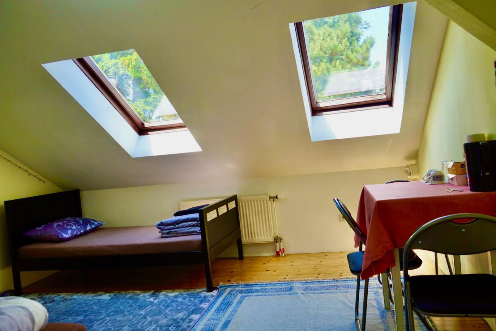 U6 Schoepfwerk Hostel 11 Wina Bagian luar foto